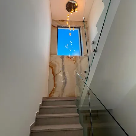 Villa Atma